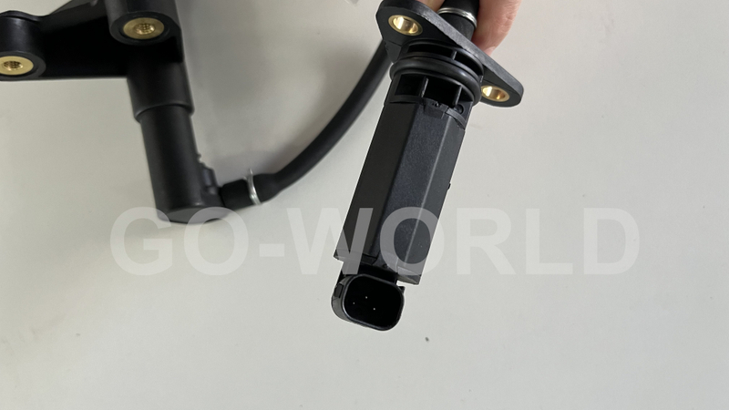 Engine Oil Level Sensor 0061532728 A0061532728 For Mercedes-Benz R170 W163 W202 W208 W220