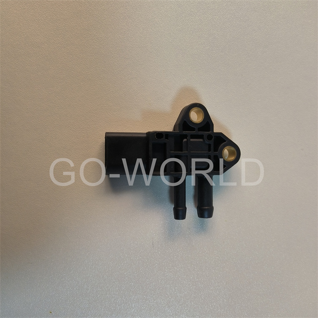 Factory wholesale Auto Part Exhaust Pressure Sensor 0281002710 076906051A 07Z906051A for VW AMAROK Petrol Fuel System OEM Exhaust Differential Pressure Difference DPF Sensor 