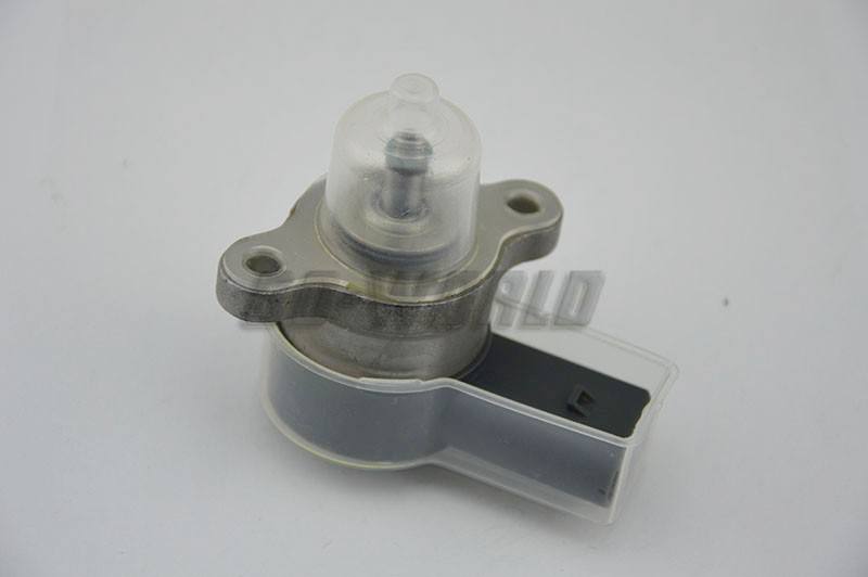 FOR MERCEDES-BENZ CDI COMMON RAIL PRESSURE REGULATOR FUEL PRESSURE SENSOR 0281002241