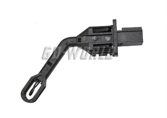 Temperature Sensor on Evaporator For Mercedes-Benz 2108300572/ A2108300572/ 210 830 05 72/ A 210 830 05 72