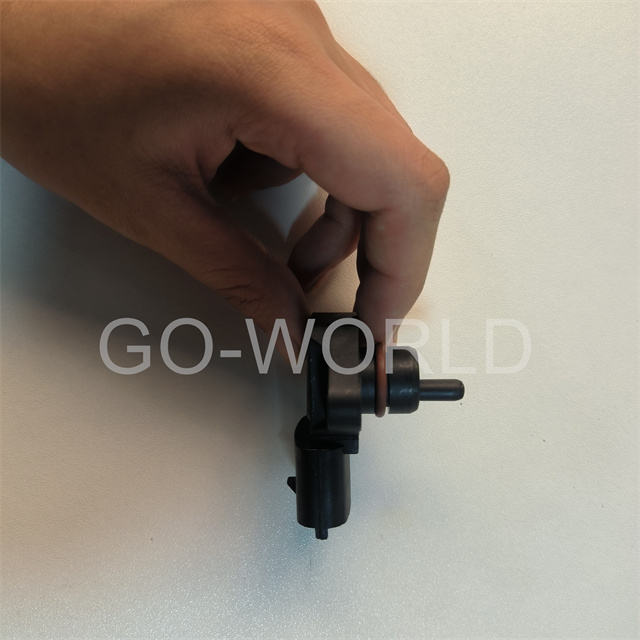 For MAP Pressure Sensor For Hyundai 3930022600