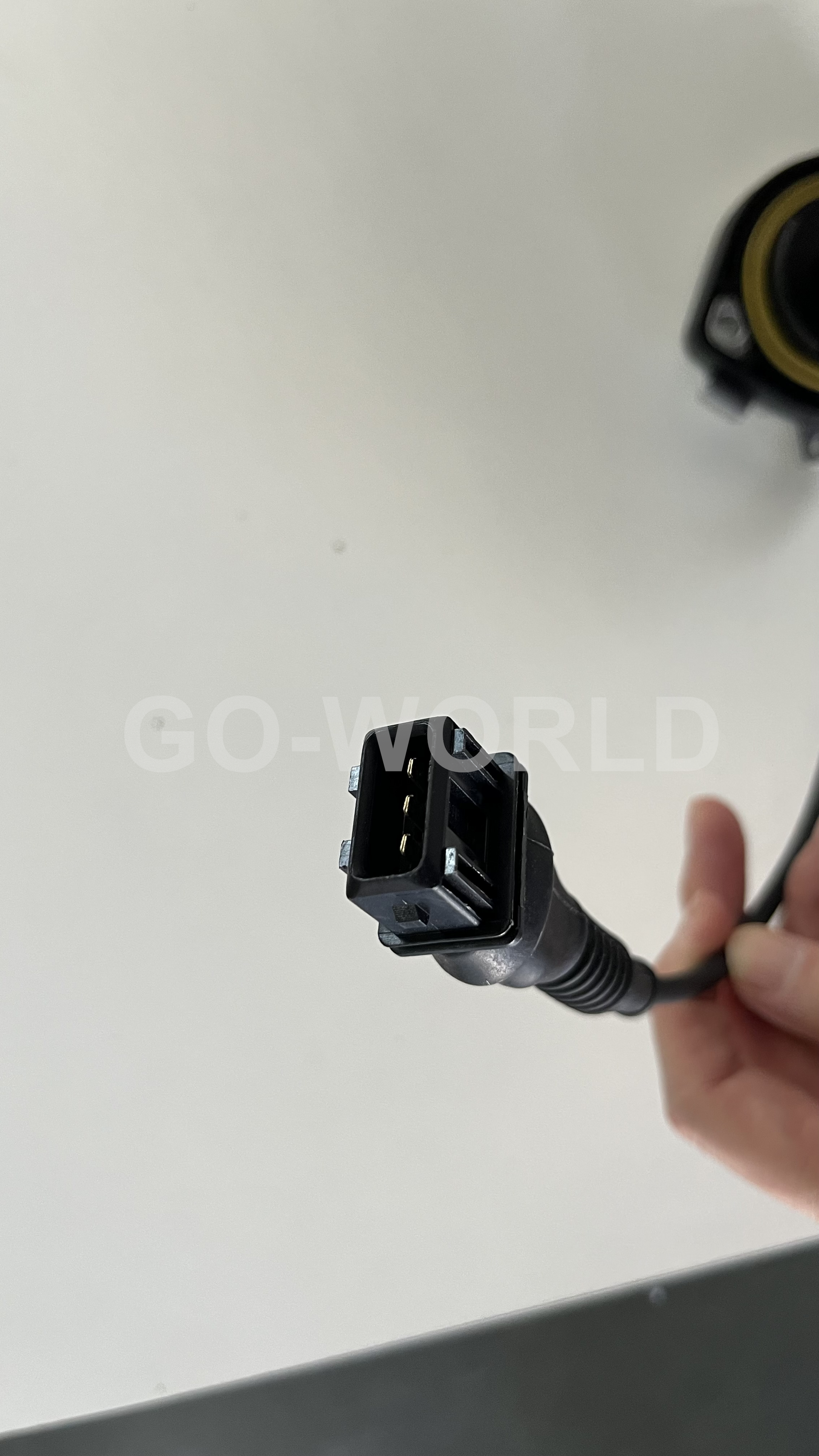 Auto Spare Parts OEM Engine Oil Level Sensor with OEM Number 12611406609 for BMW Made in China