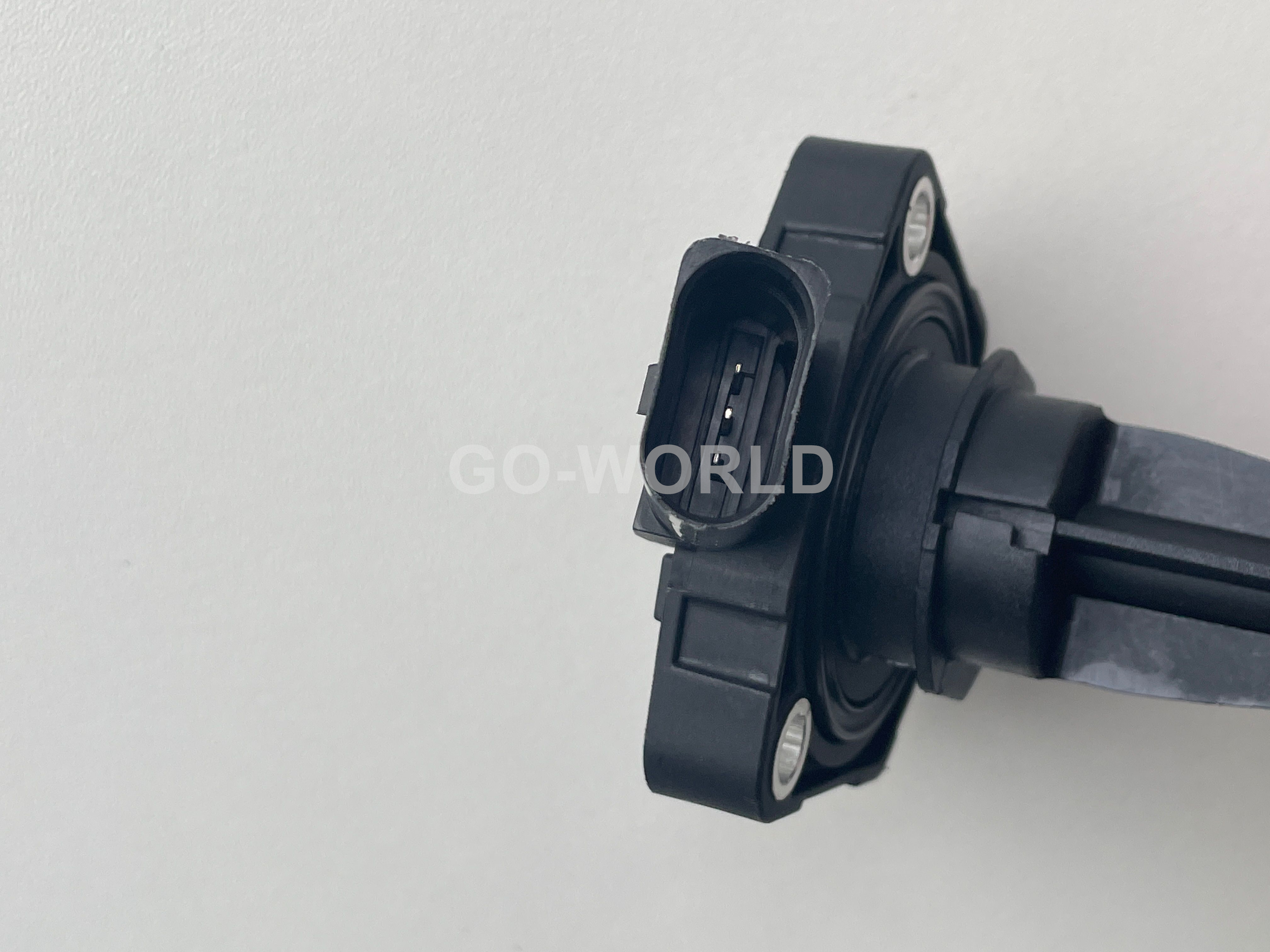  Car Auto Parts Engine Oil Level Sensor For AUDI VW A4 Allroad Avant A5 A6 04L907660B